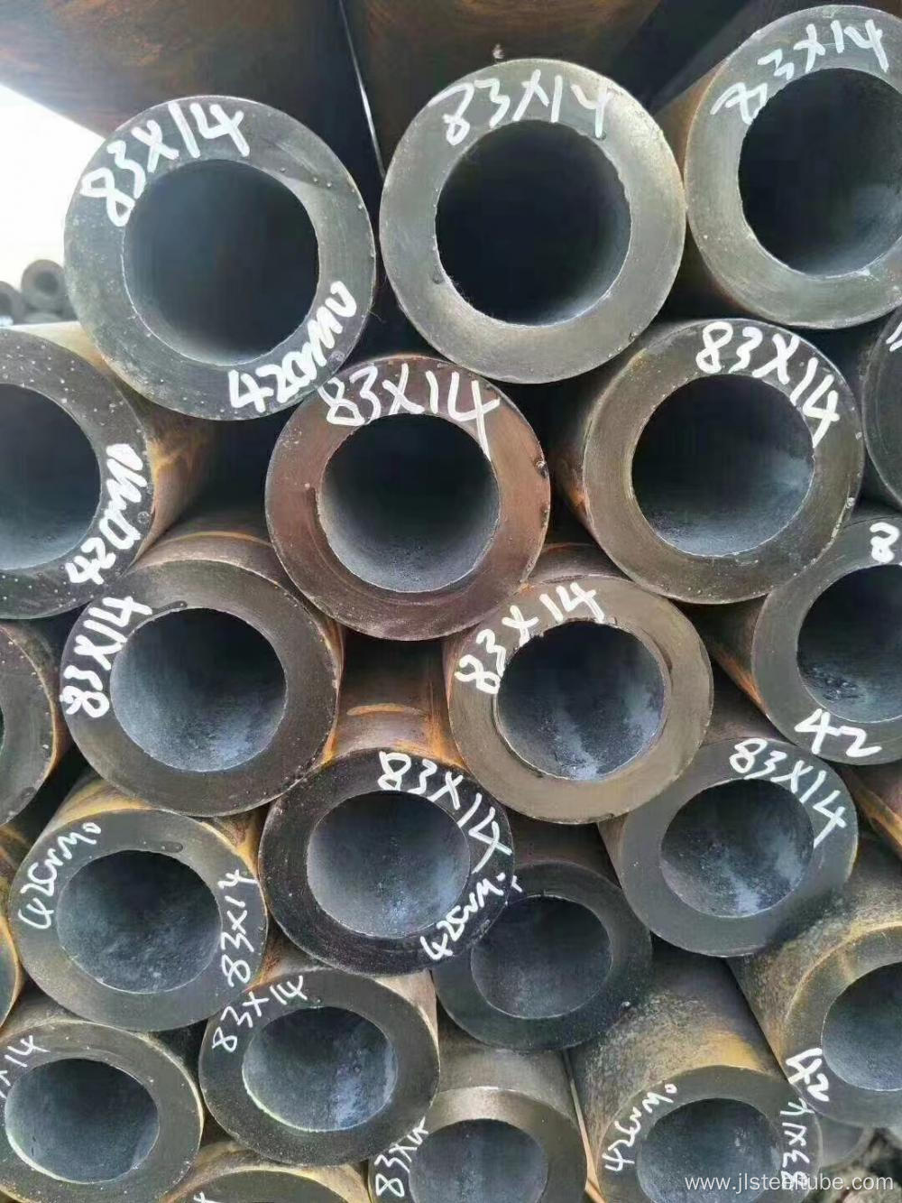 Supply of galvanized seamless steel pipes