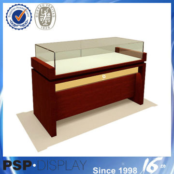 Free jewelry display design