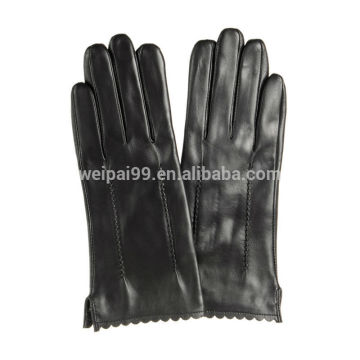 New design fashion ware shape lace women sheepskin touch screen leather gloes warm gloves SL-EWT027