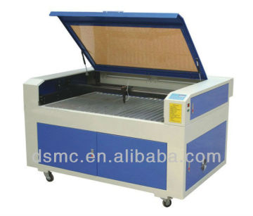Macchina da taglio laser orientale per jeans in pelle e metallo