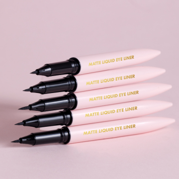 Private Label Smudge-Proof Matte Liquid Eye Liner - Cool Black