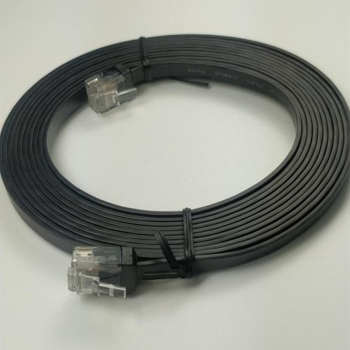 Cat6-Flach-Patchkabel mit kurzem Körper