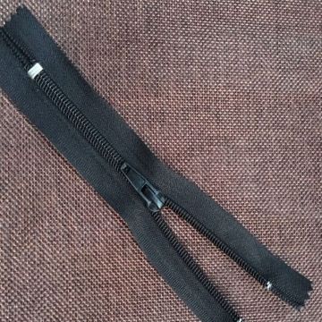 Wholesale classic white or black zippers for coat