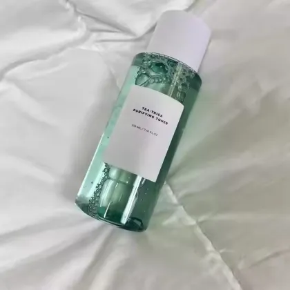 Skin104 Tea Tree Toner 210ml: Refreshing Oil Control Toner with Acne-Removing Hydration