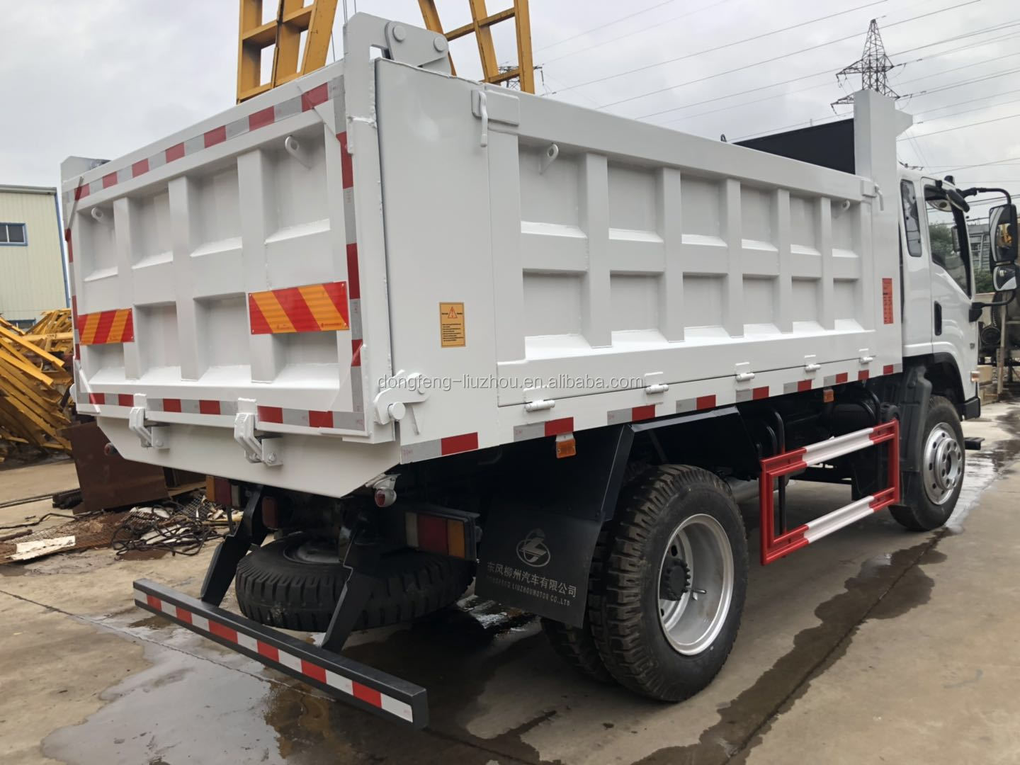 Hot selling best quality dongfeng mini dumping truck 4 wheel dump truck