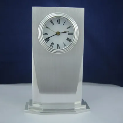 sculpted table clock previous in table clocks next in table clocks