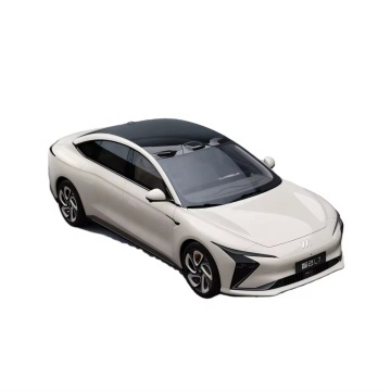 2024 ZHI JI IML7：費用対効果の高い価格設定の高性能で高級電気自動車