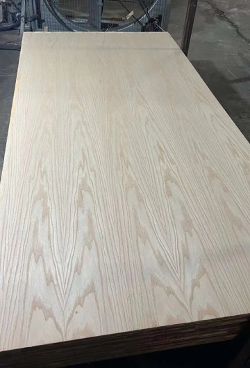 Red Oak and White Oak Plywood