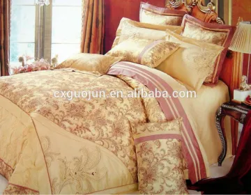 China 100% polyester transfer printed satin fabric for bedsheet