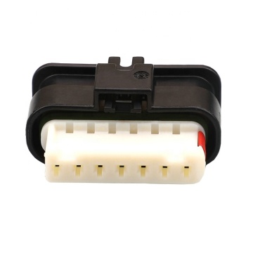 7 Way Black Housing 6189-7895 Waterproof Female Auto Connector