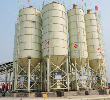 Portable HZS50 Concrete Mixer Plant With Cement Silo