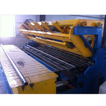 Automatic Welded Wire Mesh Machine, Measures 1.8 x 2.5 x 1.8m, Mesh Opening is 50 x 50-500 x 500mm