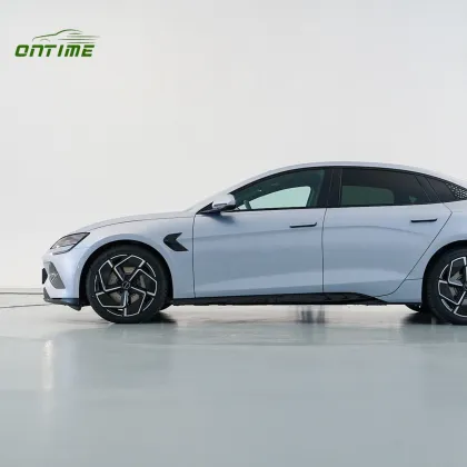 Chinese Made Electric Vehicle Seal High Quality Smart Home New Energy Electric Vehicle with 700km Long Life Battery