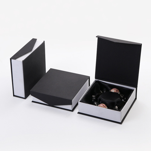 Custom Flip Top Magnetic Jewelry Packaging Box