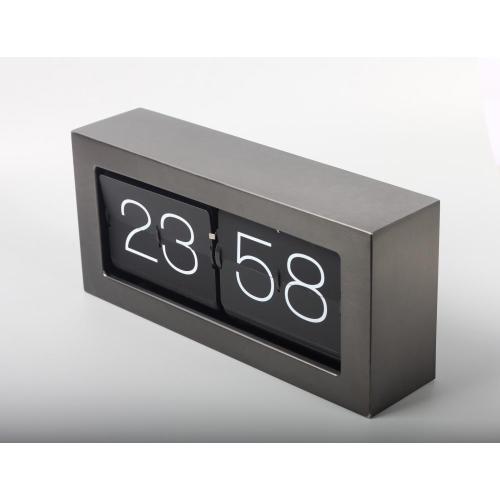 Customerized Western Metal Box Flip Clock