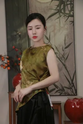 Hua Xiang Die Ying Blouse