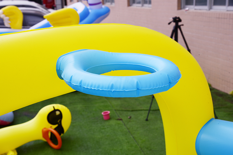  Jump Play Center Inflatable Bouncer Spray Inflatable pool