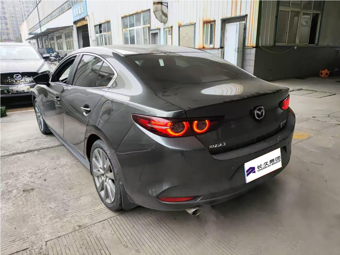 2021 Mazda3 Axela 2.0L Comfort Used Gasoline Vehicle