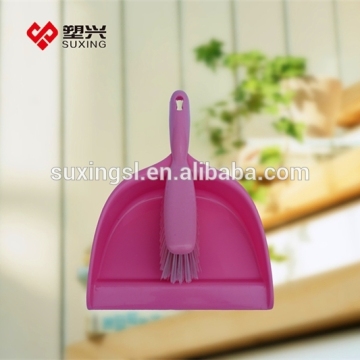 Mini table brush with dustpan for cleaning