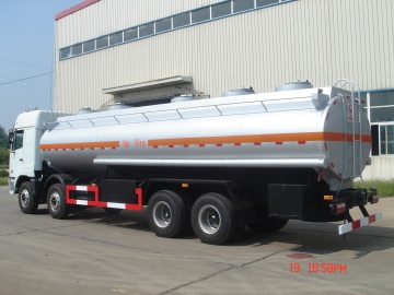 Industrial - Grade Flammable Liquid Transport Truck