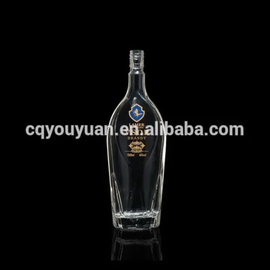 Custom made 1.5 liter flint glass liquor bottle manufacturers