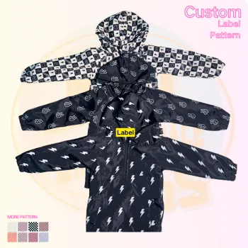 Soft Shell Boys Outdoor Waterproof Jacket with 1/4 Zipper Closure