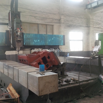 Draagbare freesmachine beweegbare kolom portiermachine centra DLM3525
