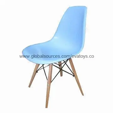 2013 elegant and leisure chair, made of oak wood, measures 46x53.5x82cm