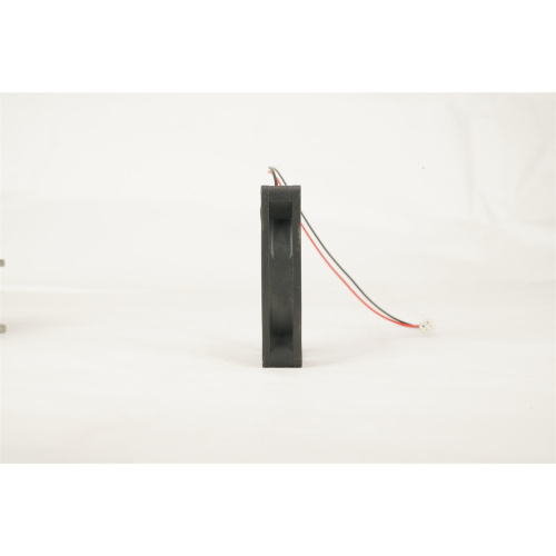 12/24V 70x70x15mm Sleeve Bearing DC Cooling Fan