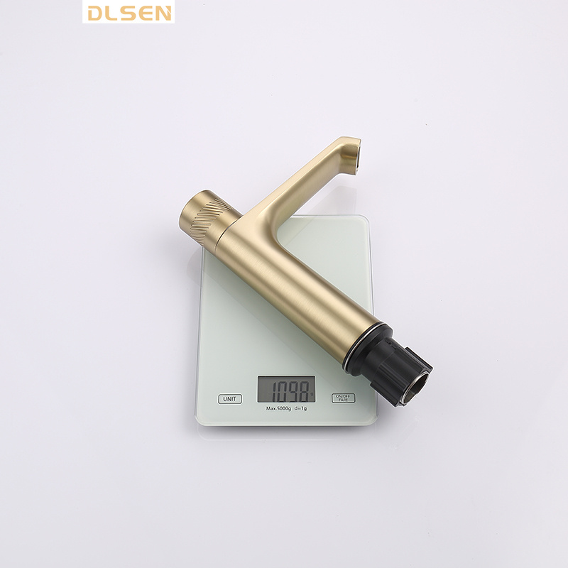 brass gold basin faucet