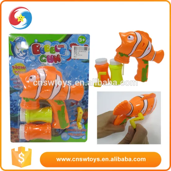 New design small plastic cute fish shaped animal soap blowing bubble gun toys