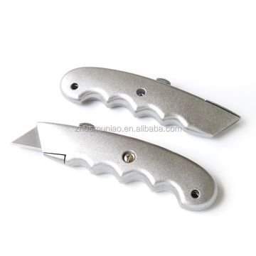 Coltello taglierino in lega di alluminio Sharp Carpet Strumenti ZMN524