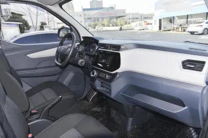 2024 SAIC MAXUS EV30 Mini Van: Left-Drive Electric Van with High Capacity and Strong Loading Capability