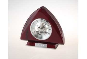 Fish type table clock for desk decoration