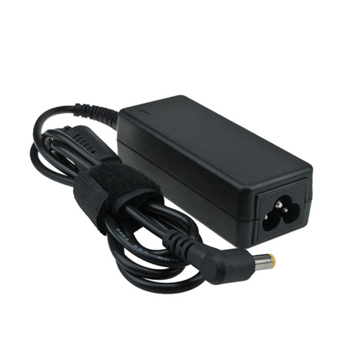 Chargeur pour ordinateur portable 19V 1.58A 5.5 * 01.7mm