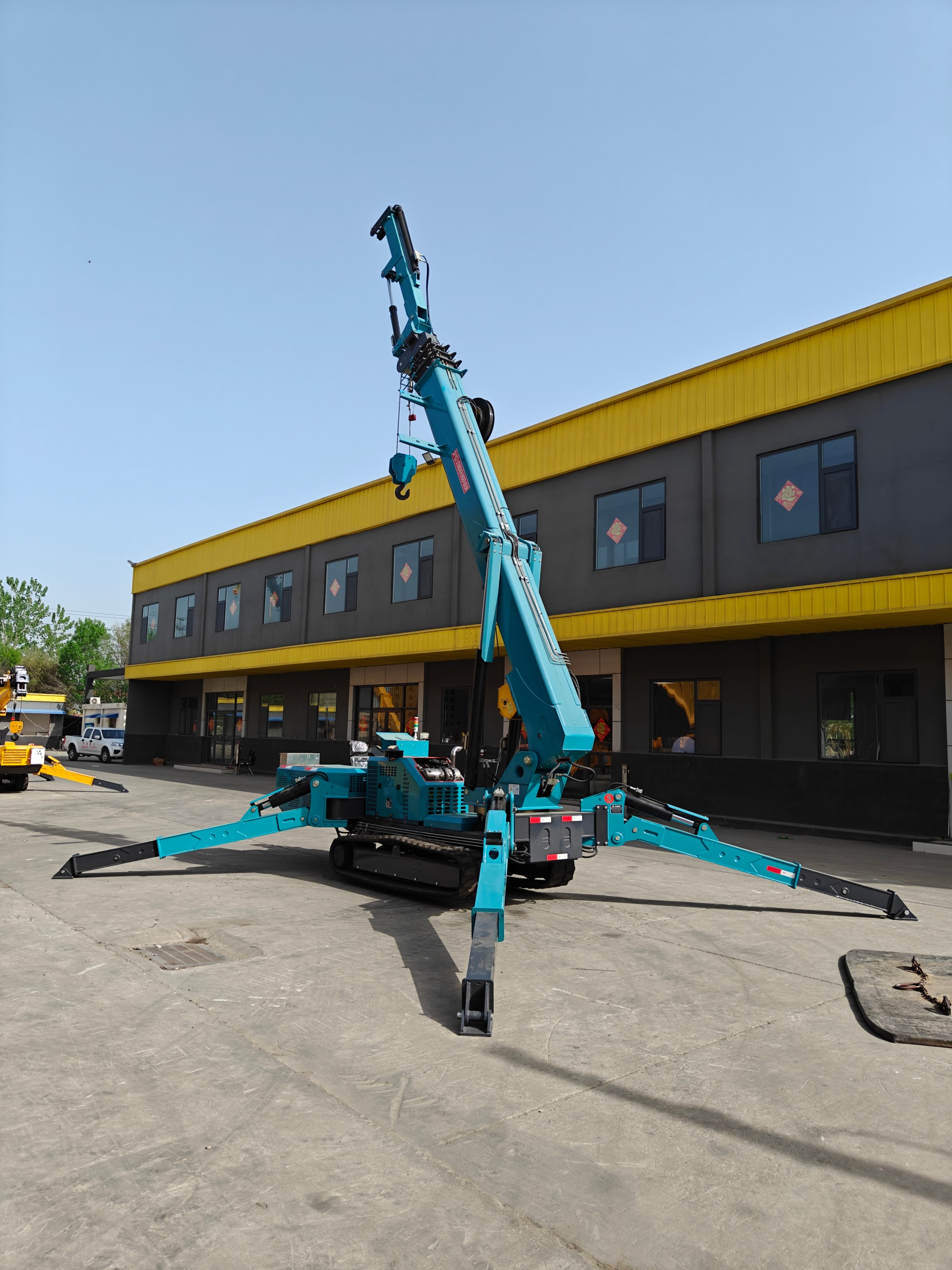 8t blue