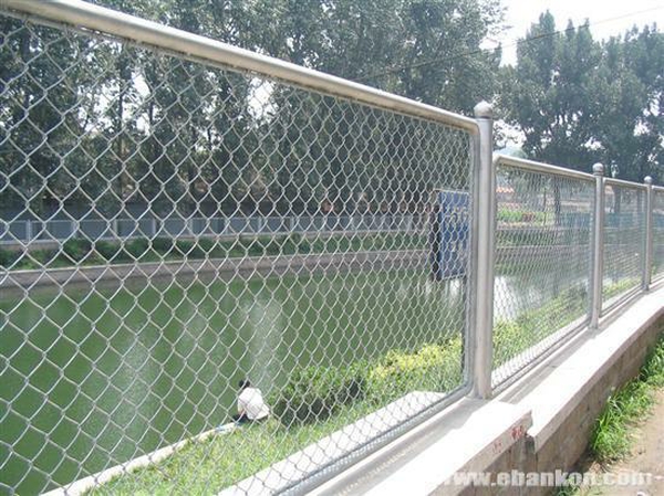 Factory Price 6ft Galvanized Chain Link Fence