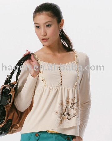 ladies' fashionable t-shirt with long sleeve