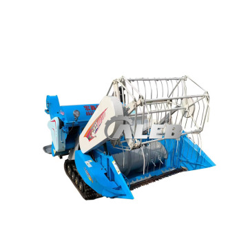 Riso leggero combinare i raccoglitori per la raccolta del campo di risaia