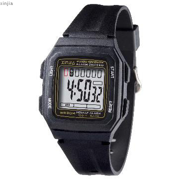 newest fashion lady watch