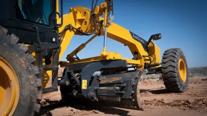 Liugong CLG4180D Tire3 Motor Grader: Engineering Construction Machinery