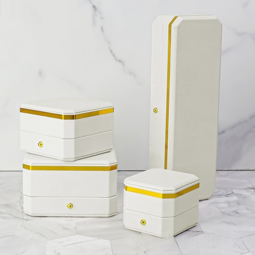 Gold Clasp Octagonal Jewelry Box in PU Leather