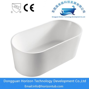 Traditional styled freestanding tub