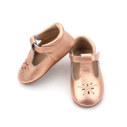 Zapatos de vestir tipo Mary Jane en piel suave para bebé niña