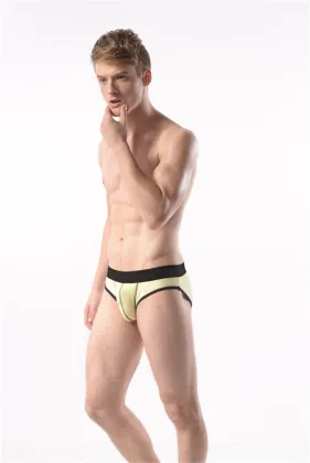Comfortable Seamless Nylon Underwear