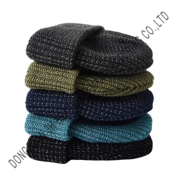 Custom Wholesale Reflective Knitted Beanies for Women