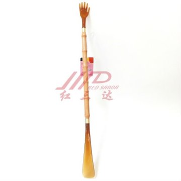 Long beech wood shoe horn with scratchback