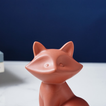 Nordic Simple Style Ceramic Fox Ornament for Home Decoration and Gifting
