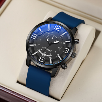 Gift Silicone Strap Round Quartz Watches For Men