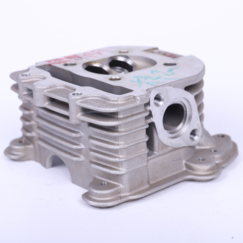 China Wholesale cnc casting aluminum casting valves cylinder head motorcycle spare Engine parts Factory